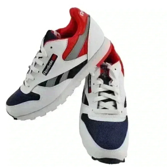 Reebok Other - Reebok Classic Children's Hash Footw Running Shoe